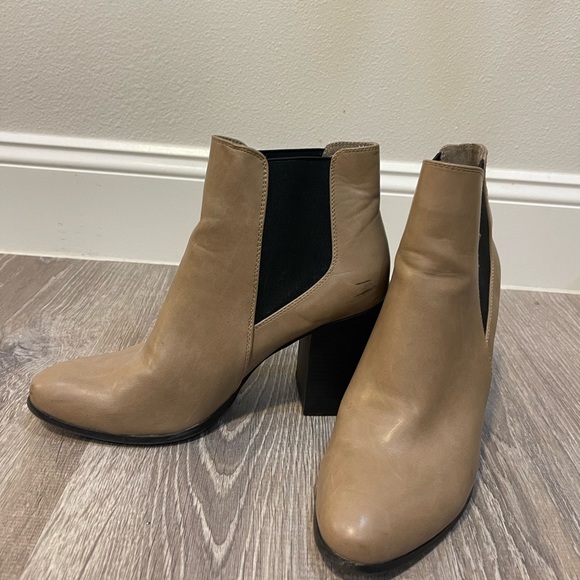Forever21 Ankle Heeled Boots - Picture 2 of 5